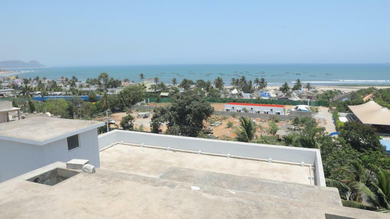 Brindavan Suites Visakhapatnam Bagian luar foto